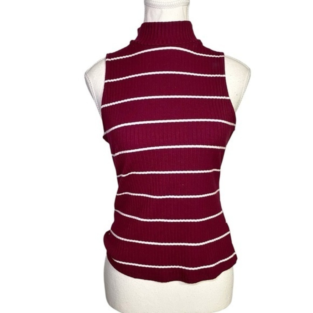 Arizona Jean Company Sleeveless Burgundy and White Striped Ribbed Top